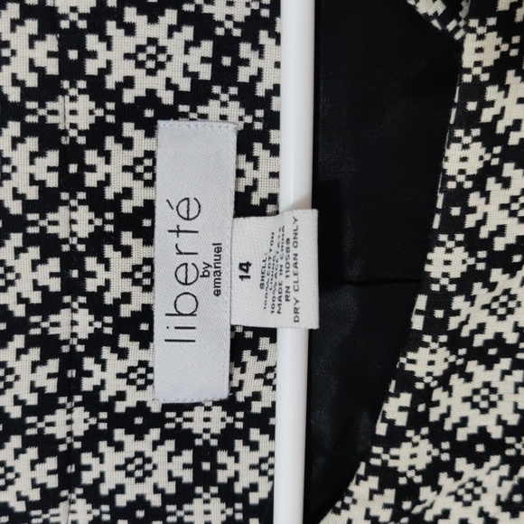 Liberté by Emanuel Ungaro NWT Size 14 Pea Coat Large Black Buttons #918 - Picture 3 of 12